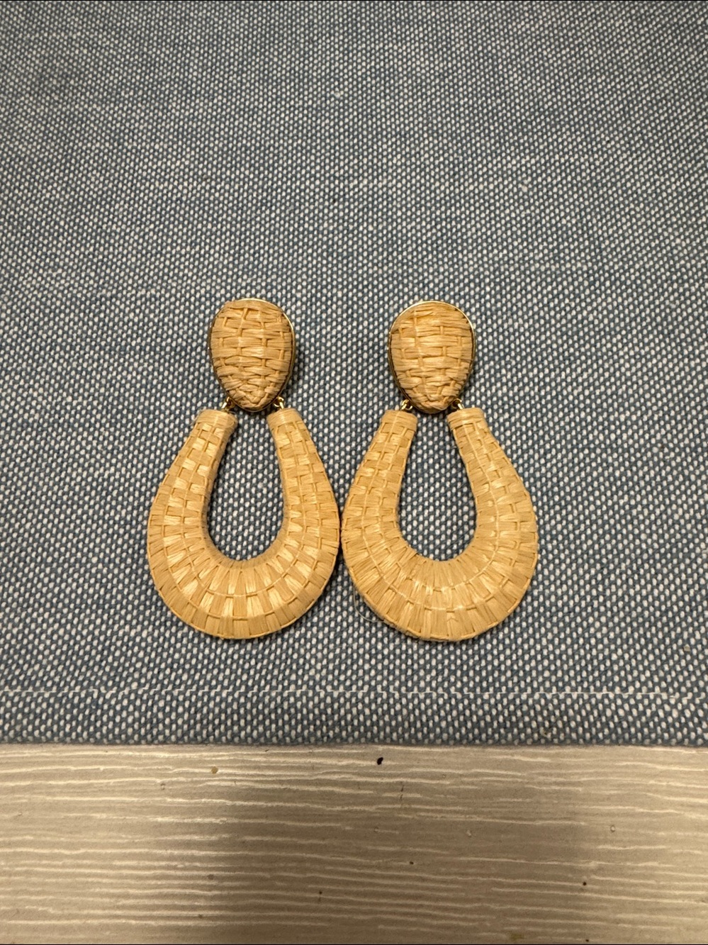 Tuckernuck Large Boho Woven Teardrop Hoop Earrings - Natural Raffia